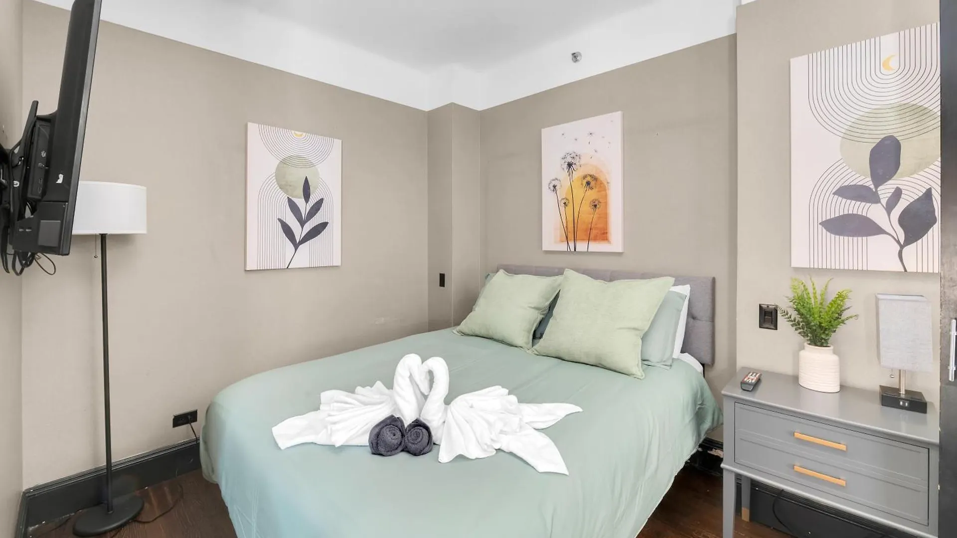 Central Nyc Apartment Walking Distance To Everywhere! 纽约